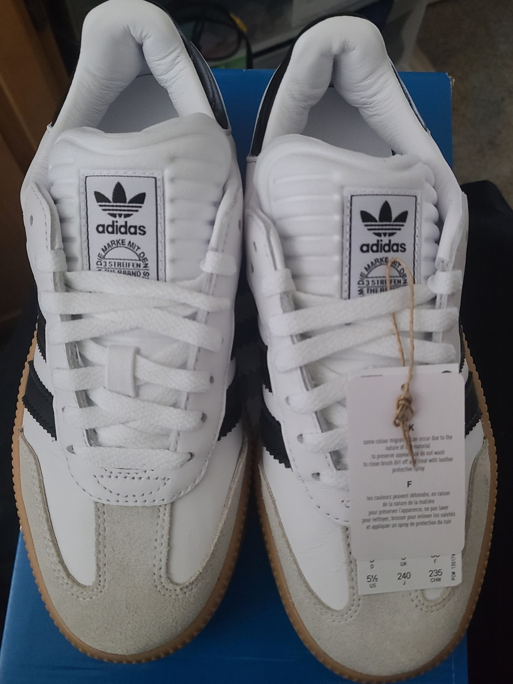 adidas Men’s White Black & Tan Samba-Style Sneakers Size 5.5